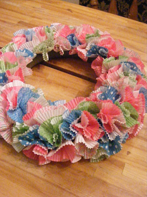 cupcake wreath 5